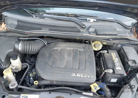 2013 Chrysler Town & Country Touring from USA, damaged, VIN 2C4RC1BG3DR780148